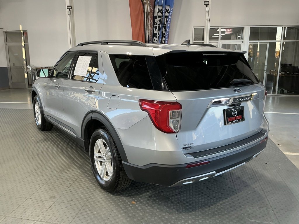 Used 2023 Ford Explorer XLT w/ Equipment Group 202A image 53