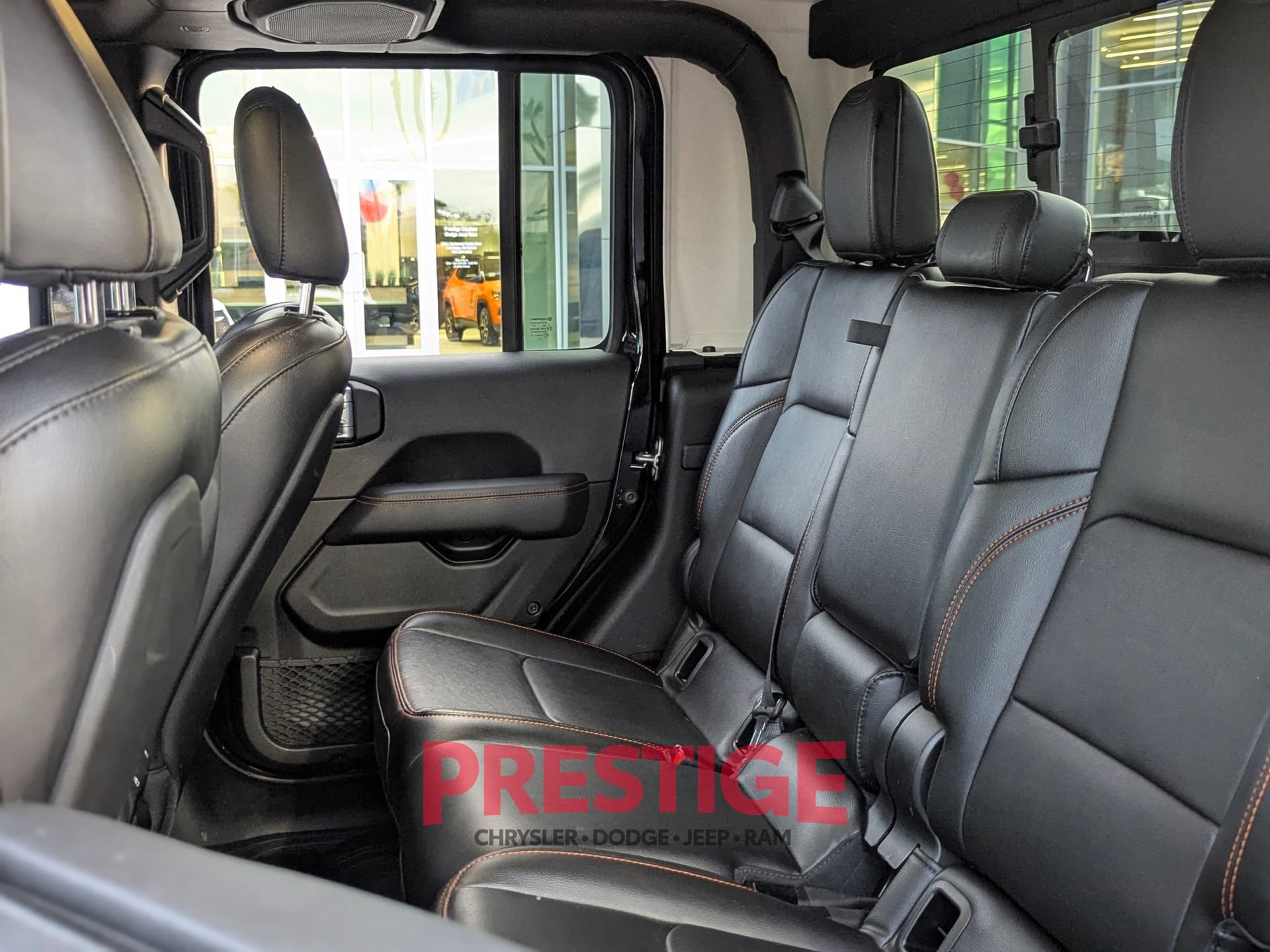 Used 2021 Jeep Gladiator Mojave AWD/4WD image 32
