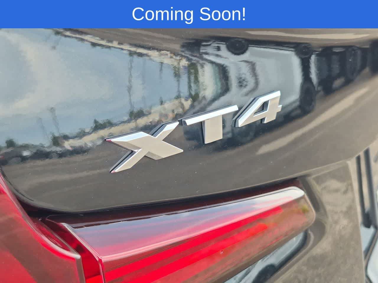 Used 2023 Cadillac XT4 Premium Luxury w/ Cold Weather Package AWD/4WD image 5