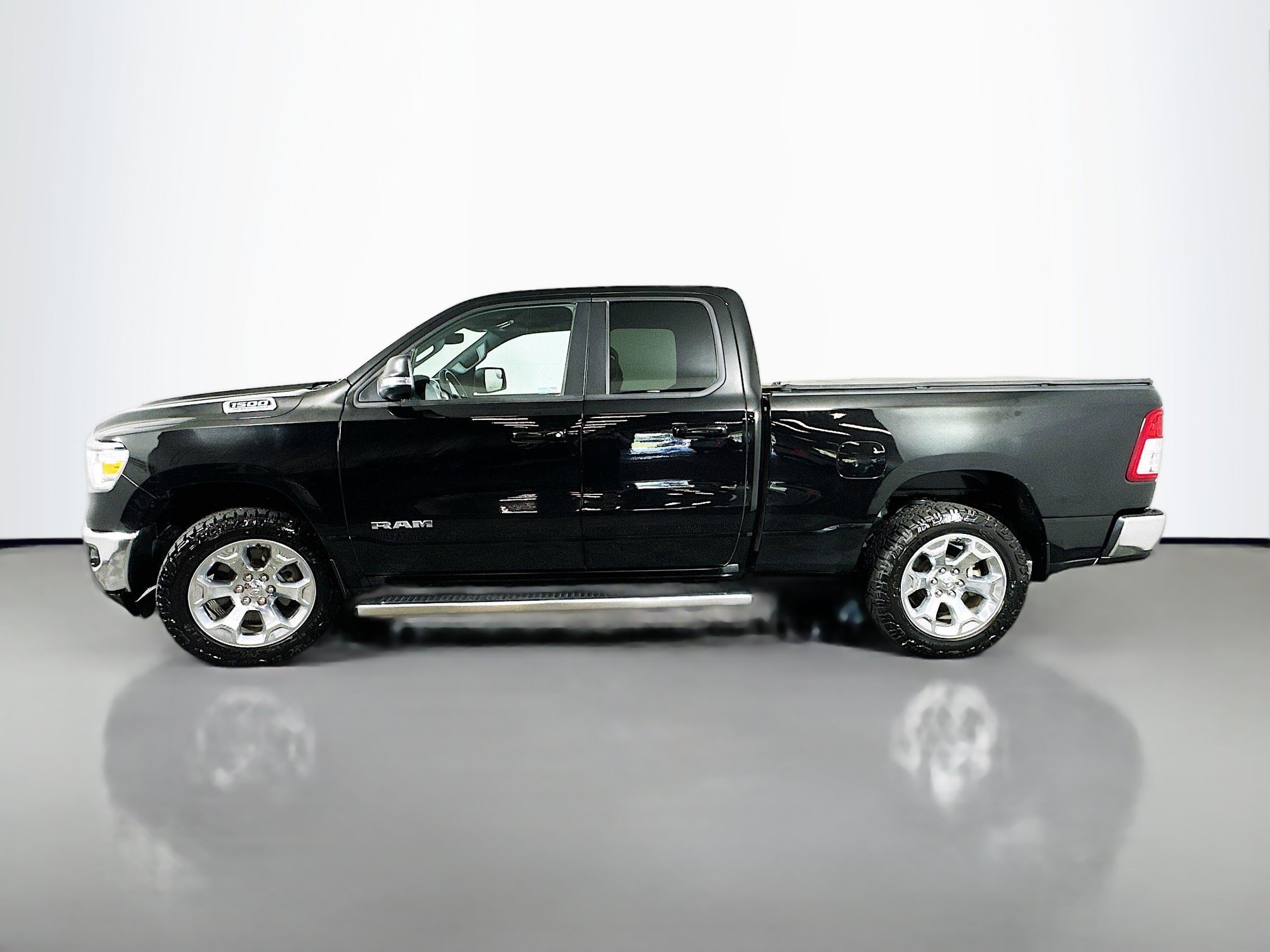 Used 2022 RAM 1500 Big Horn AWD/4WD image 4