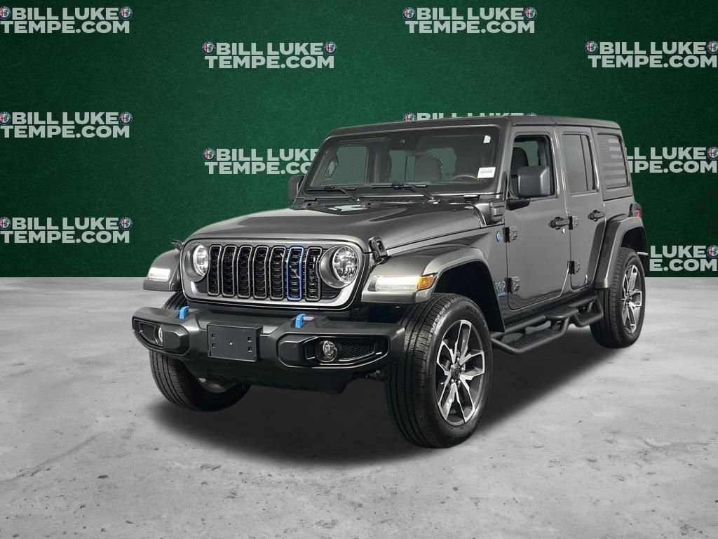 Used 2024 Jeep Wrangler Unlimited image 4