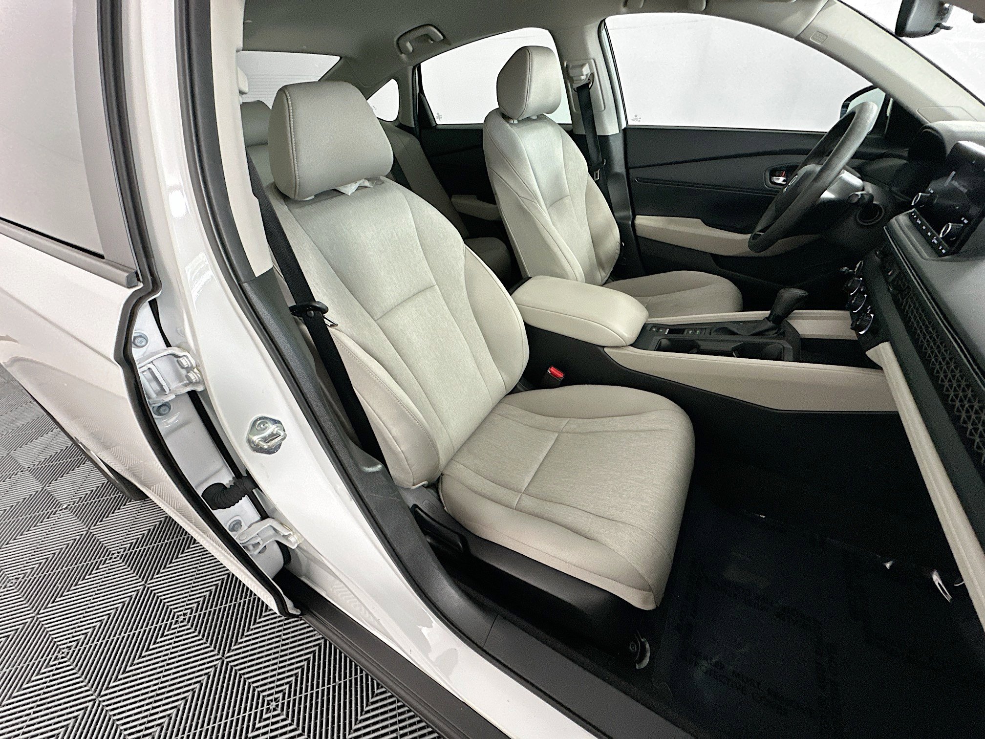 Used 2024 Honda Accord LX image 27