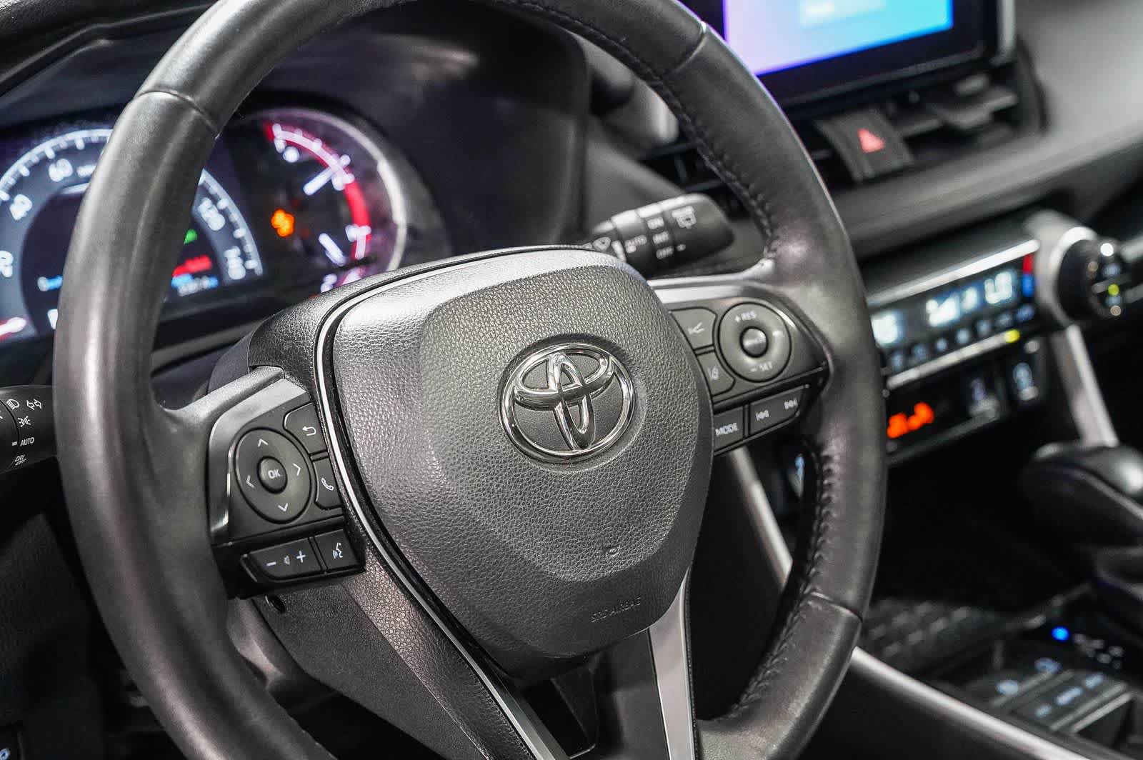 Certified 2023 Toyota RAV4 XLE w/ Convenience Package FWD image 22