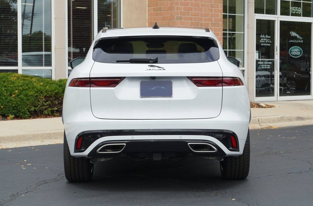 Used 2025 Jaguar F-PACE R-Dynamic S AWD/4WD image 5
