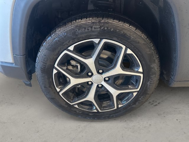 Used 2024 Jeep Compass Limited AWD/4WD image 14
