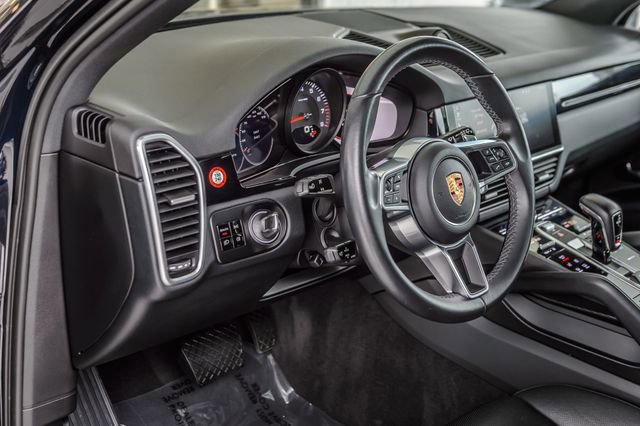 Used 2019 Porsche Cayenne image 26