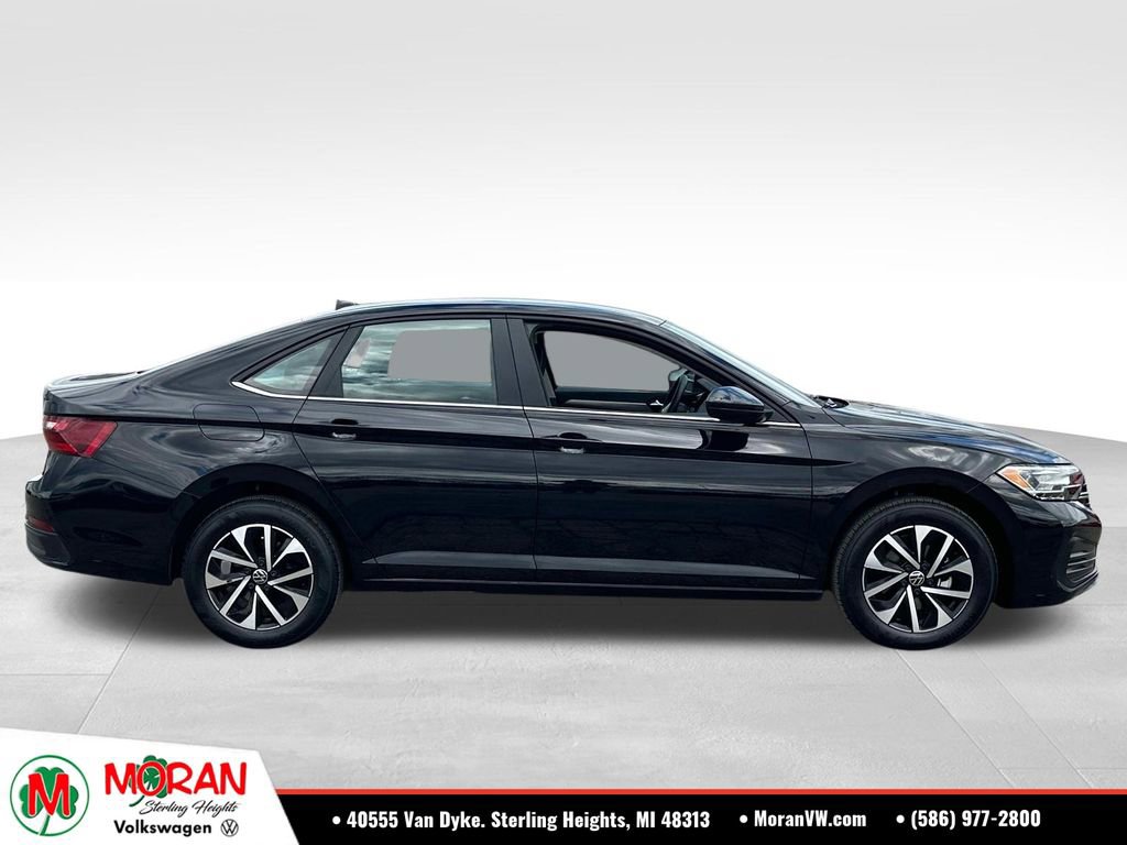 Certified 2024 Volkswagen Jetta S FWD image 6