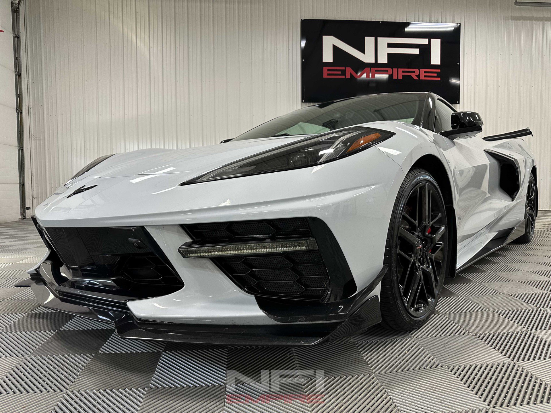 Used 2021 Chevrolet Corvette Stingray Premium Conv w/ Z51 Performance Package RWD image 13