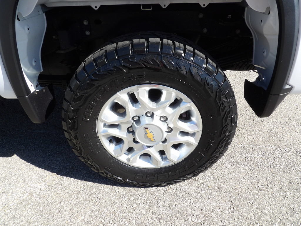Used 2025 Chevrolet Silverado 3500 LT w/ Safety Package AWD/4WD image 55