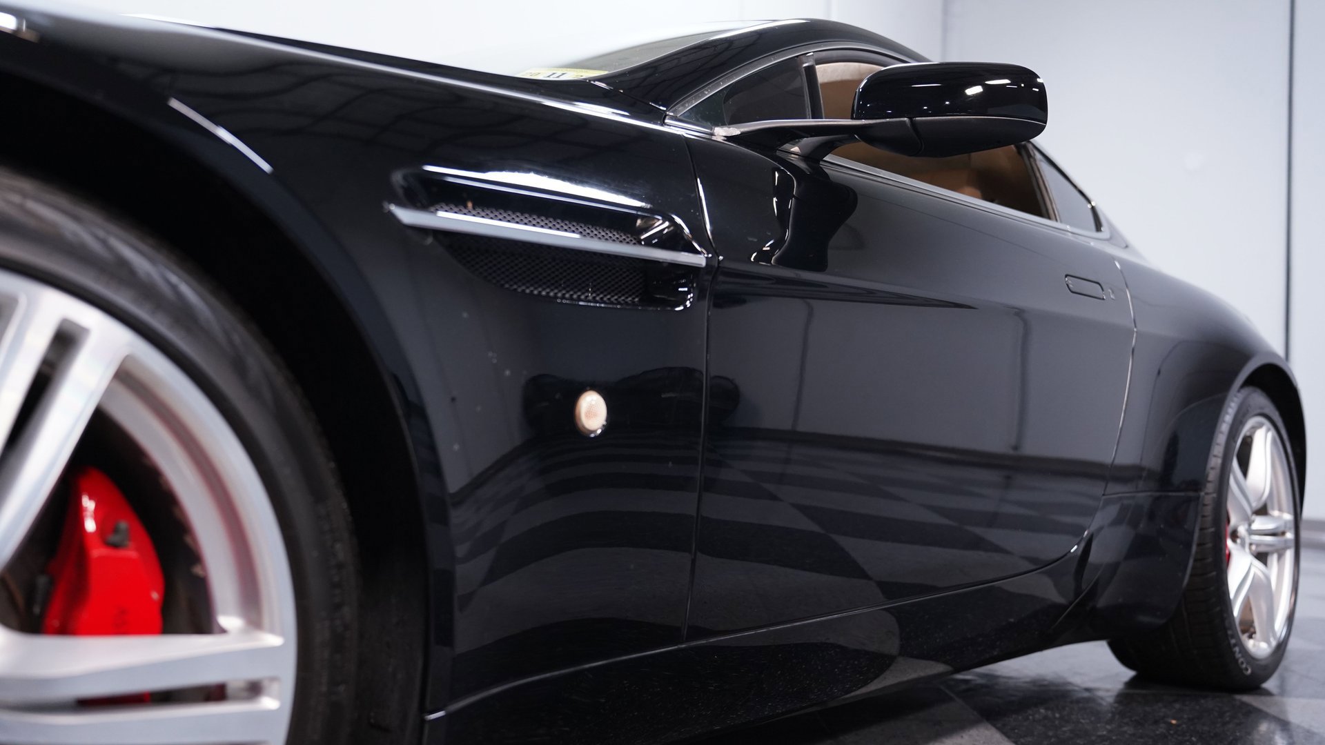 Used 2009 Aston Martin V8 Vantage V8 image 18