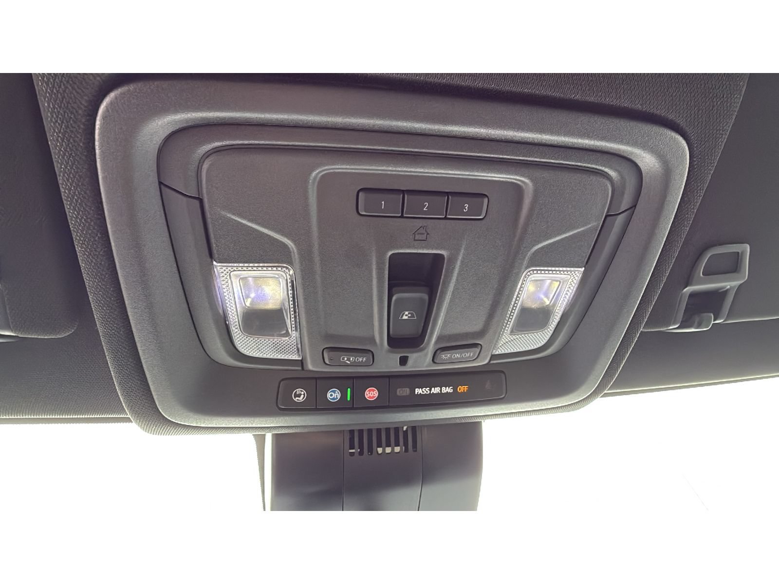 Used 2025 Chevrolet Silverado 1500 ZR2 w/ Technology Package AWD/4WD image 24