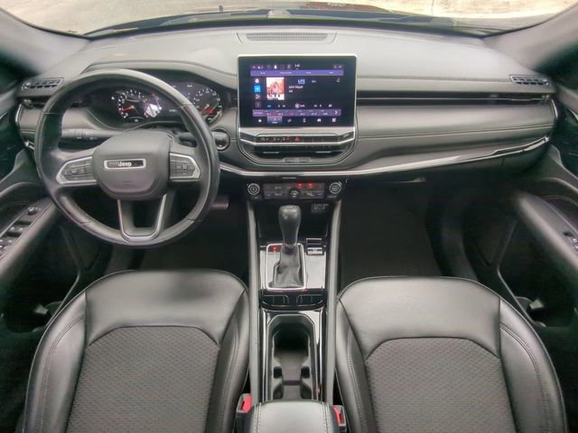 Used 2022 Jeep Compass Altitude w/ Convenience Group image 17