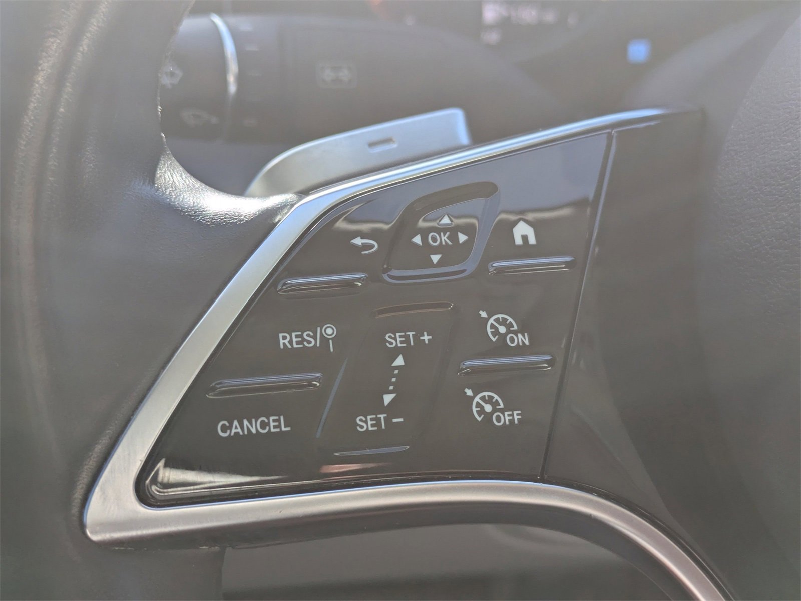 Used 2021 Mercedes-Benz E 350 Sedan w/ Premium Package image 29