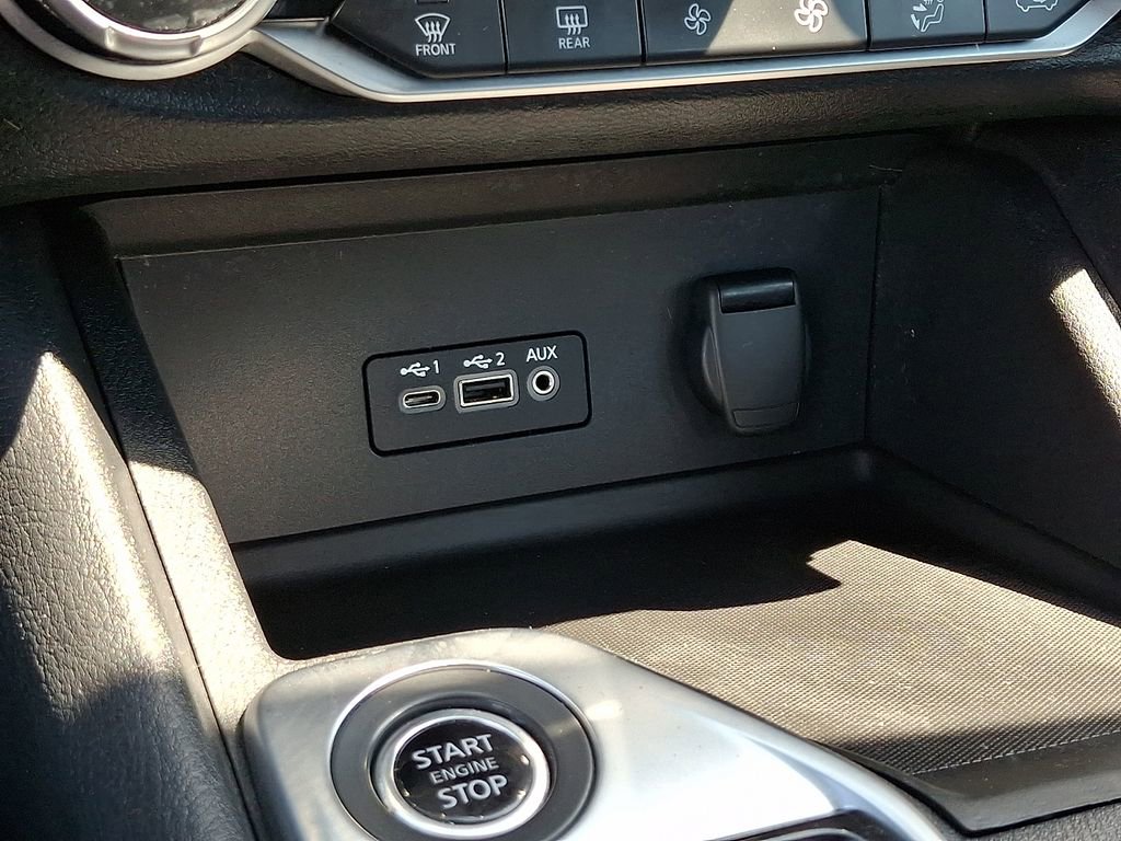 Certified 2023 Nissan Sentra SR w/ Electronics Package FWD image 23