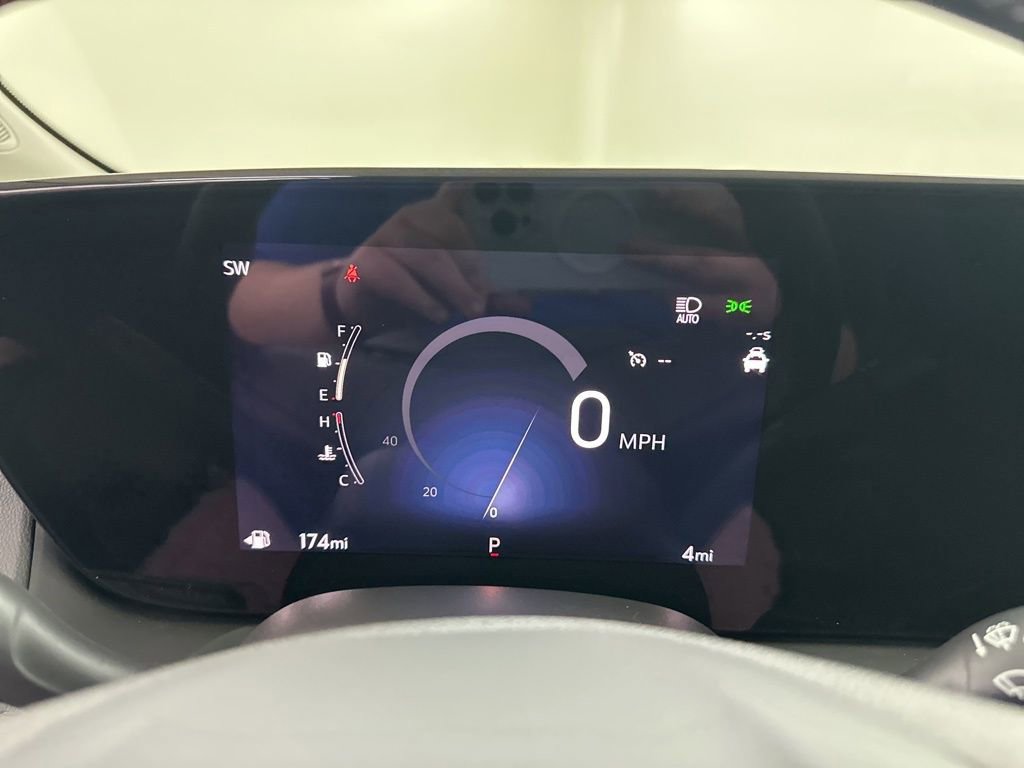 New 2026 Buick Encore GX Sport Touring w/ Comfort Package AWD/4WD image 37