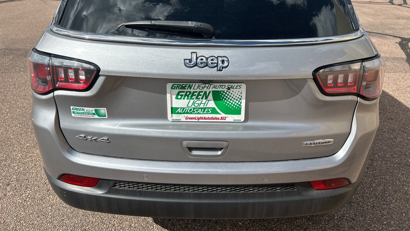 Used 2018 Jeep Compass Latitude w/ Popular Equipment Group image 14