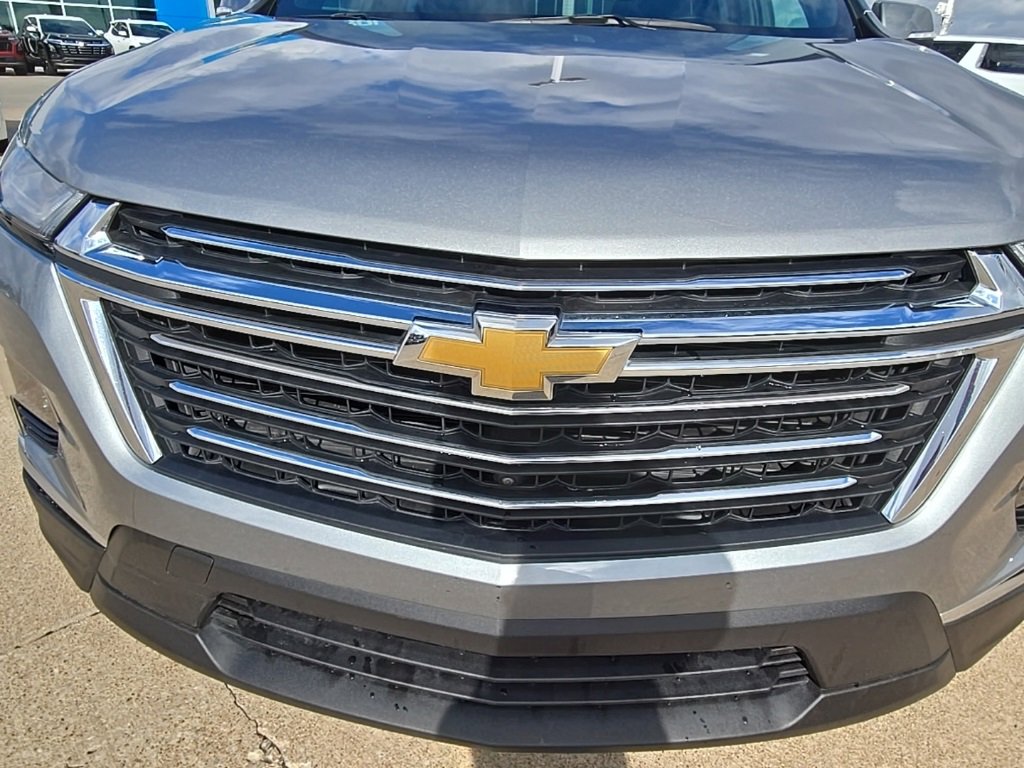 Used 2023 Chevrolet Traverse LT w/ Rear Camera Mirror Package image 46