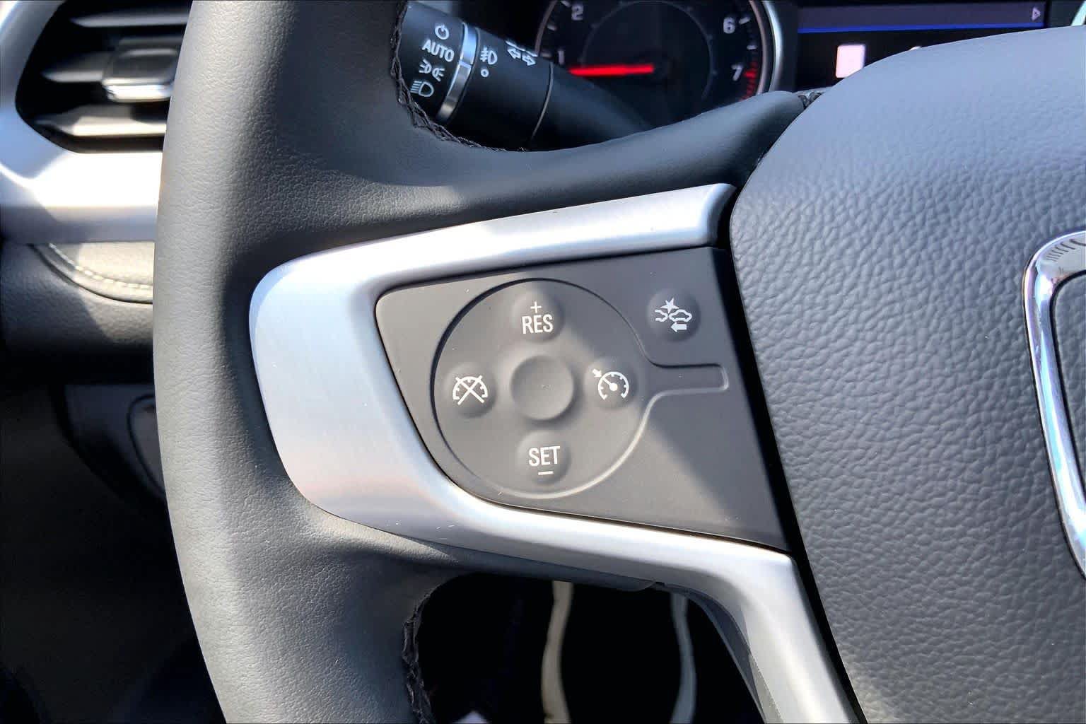 Used 2023 GMC Acadia SLT AWD/4WD image 23