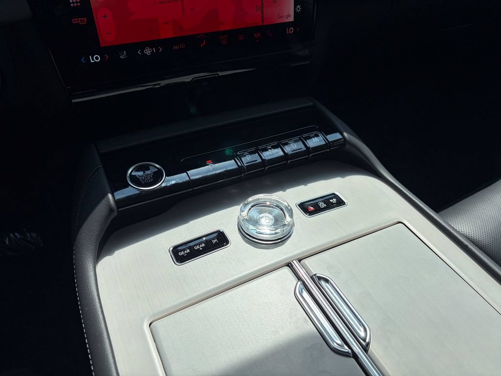 New 2027 Lincoln Navigator Premiere AWD/4WD image 38