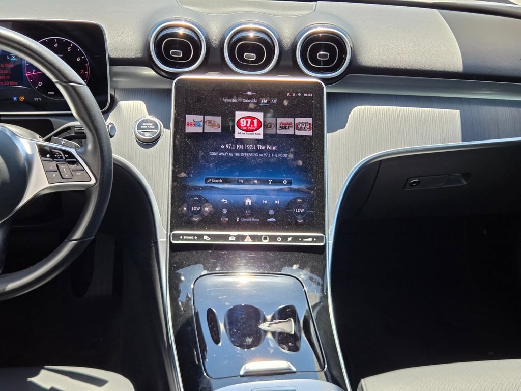 Used 2025 Mercedes-Benz C 300 4MATIC Sedan image 17