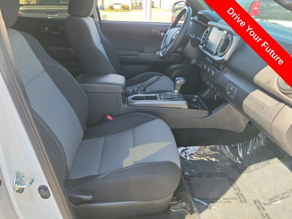 Used 2023 Toyota Tacoma TRD Off-Road w/ Technology Package RWD image 18
