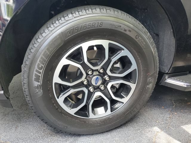 Used 2023 Ford Expedition XLT RWD image 5