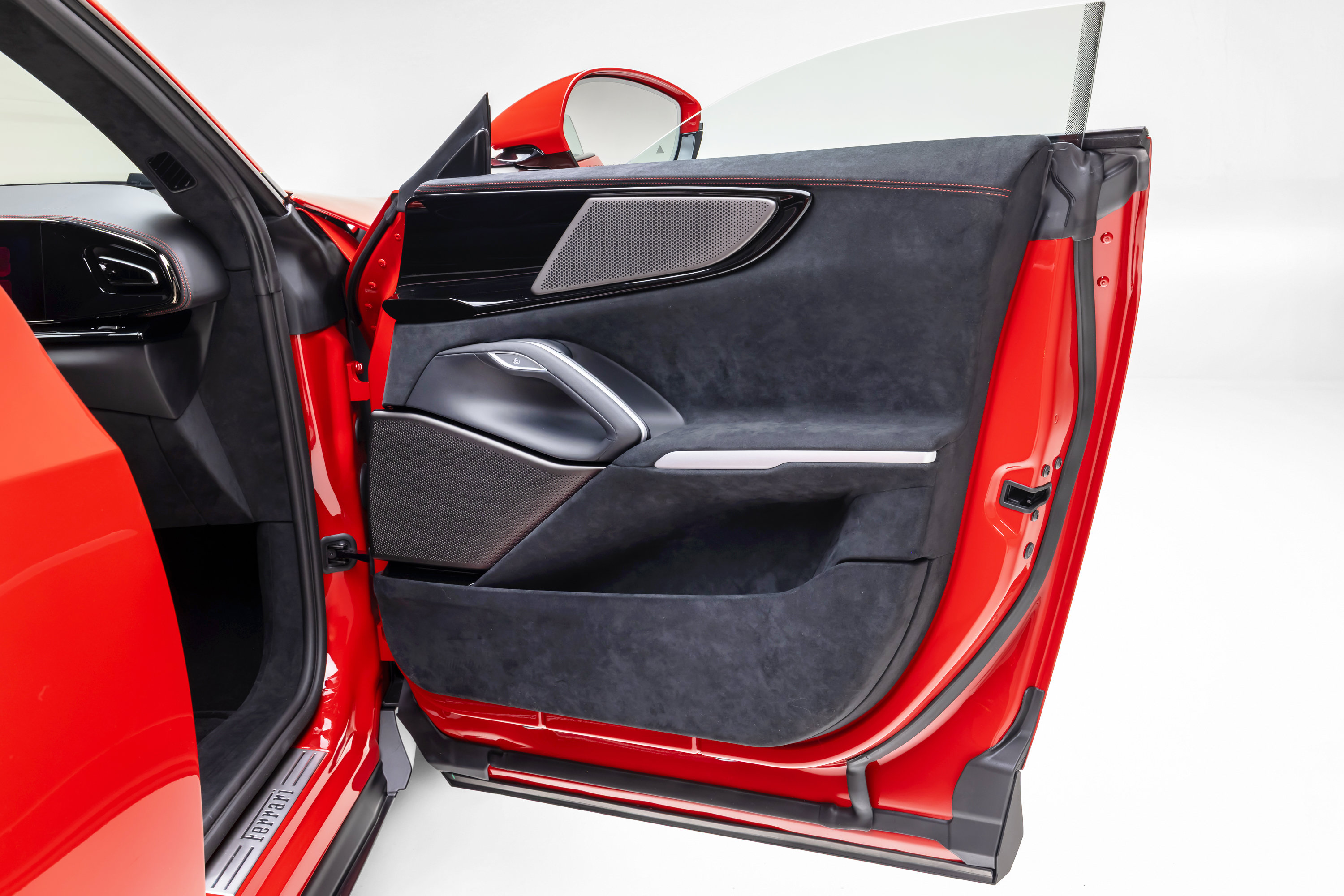 Certified 2026 Ferrari Purosangue AWD/4WD image 57