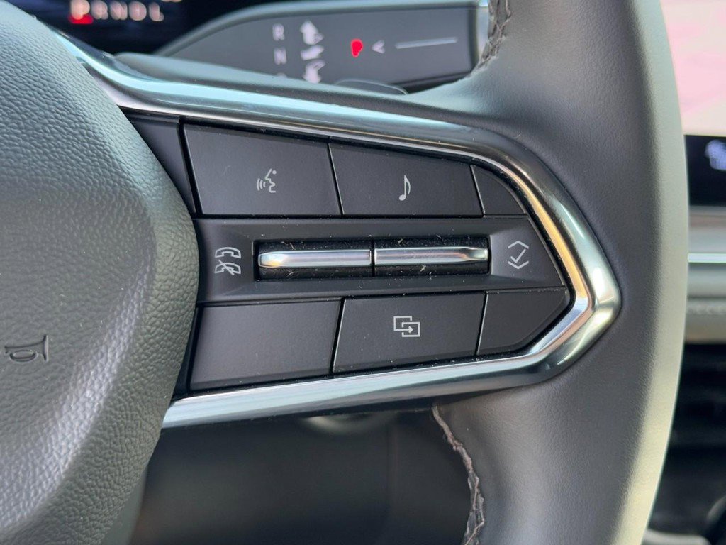 Used 2025 Chevrolet Tahoe LT image 19