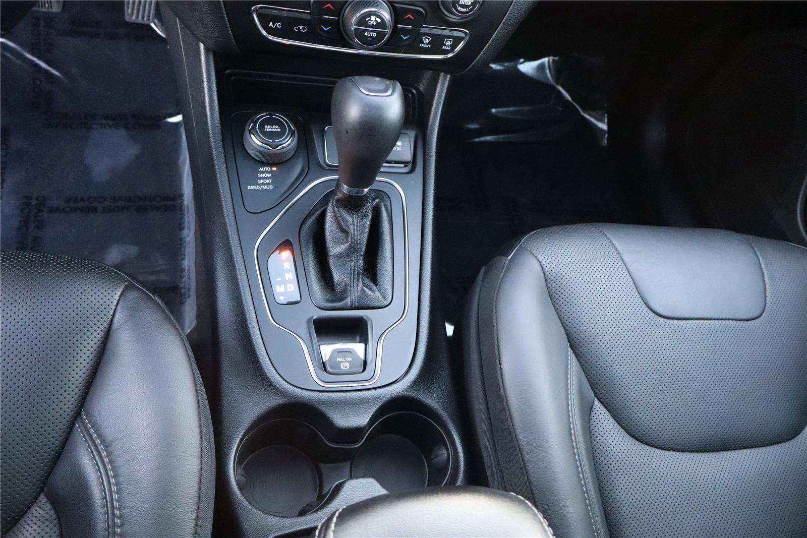 Used 2021 Jeep Cherokee Latitude Lux w/ Sun & Sound Group image 22