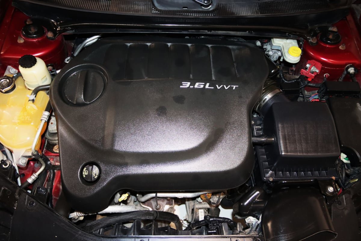Used 2013 Chrysler 200 Limited FWD image 72