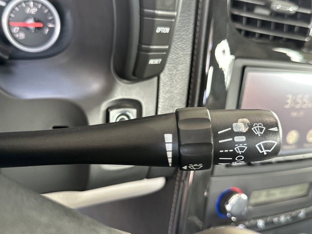 Used 2010 Chevrolet Corvette Convertible w/ Preferred Equipment Group RWD image 23