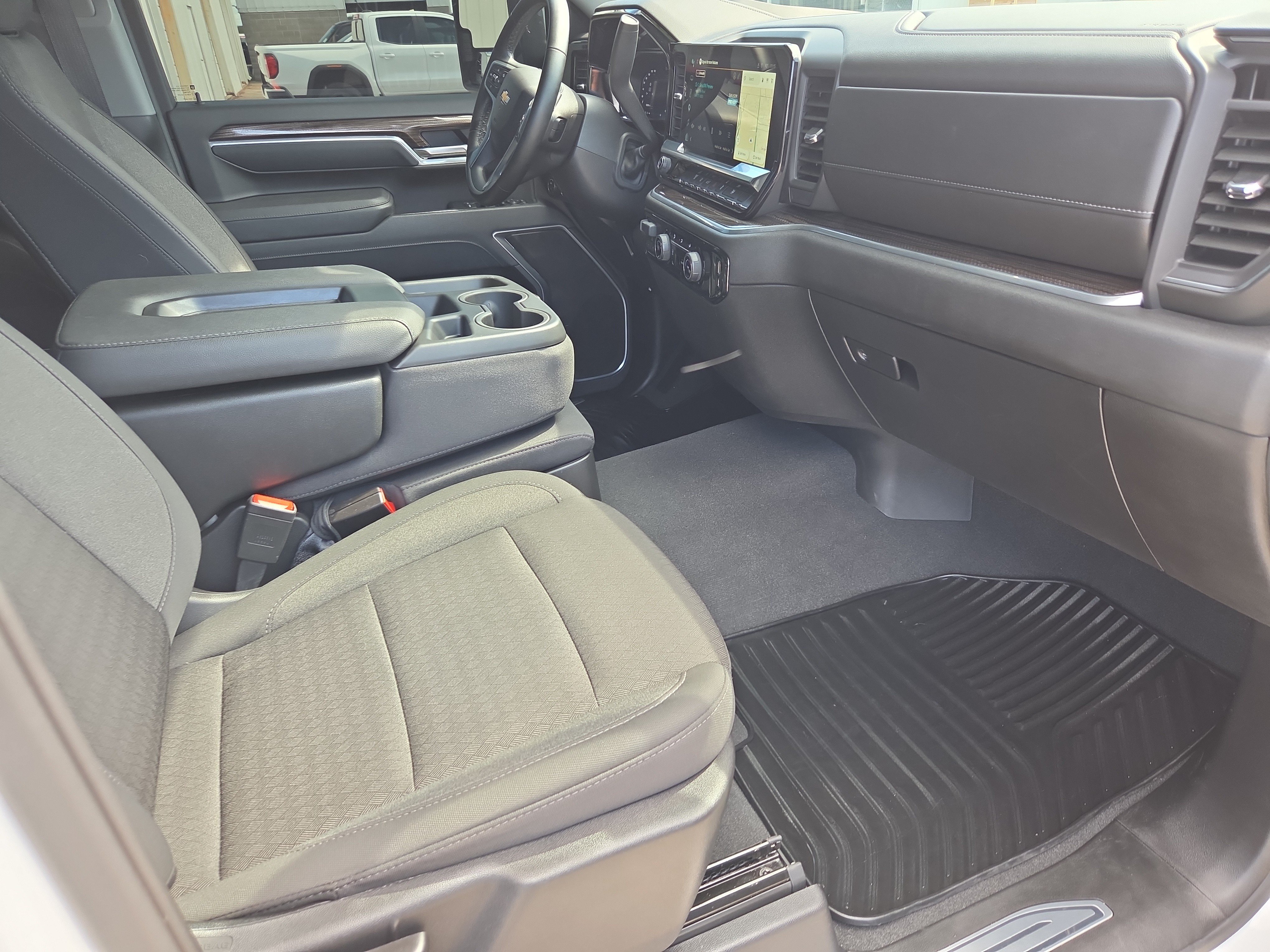 Used 2026 Chevrolet Silverado 2500 LT AWD/4WD image 9