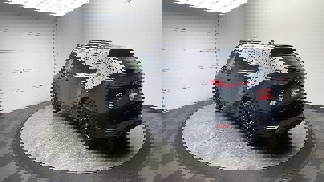 Certified 2025 MAZDA CX-70 3.3 Turbo w/ Premium Plus Pkg image 2