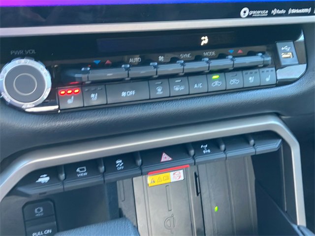 Used 2023 Toyota Tundra Limited image 23