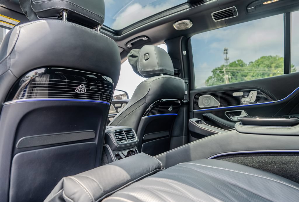 Used 2025 Mercedes-Benz Maybach GLS 600 4MATIC image 22