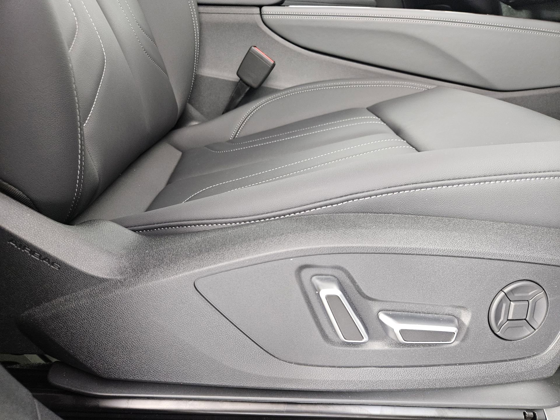 New 2026 Audi Q3 quattro 2.0T AWD/4WD image 40