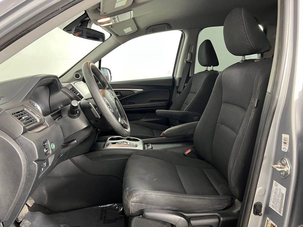 Used 2020 Honda Ridgeline Sport image 10