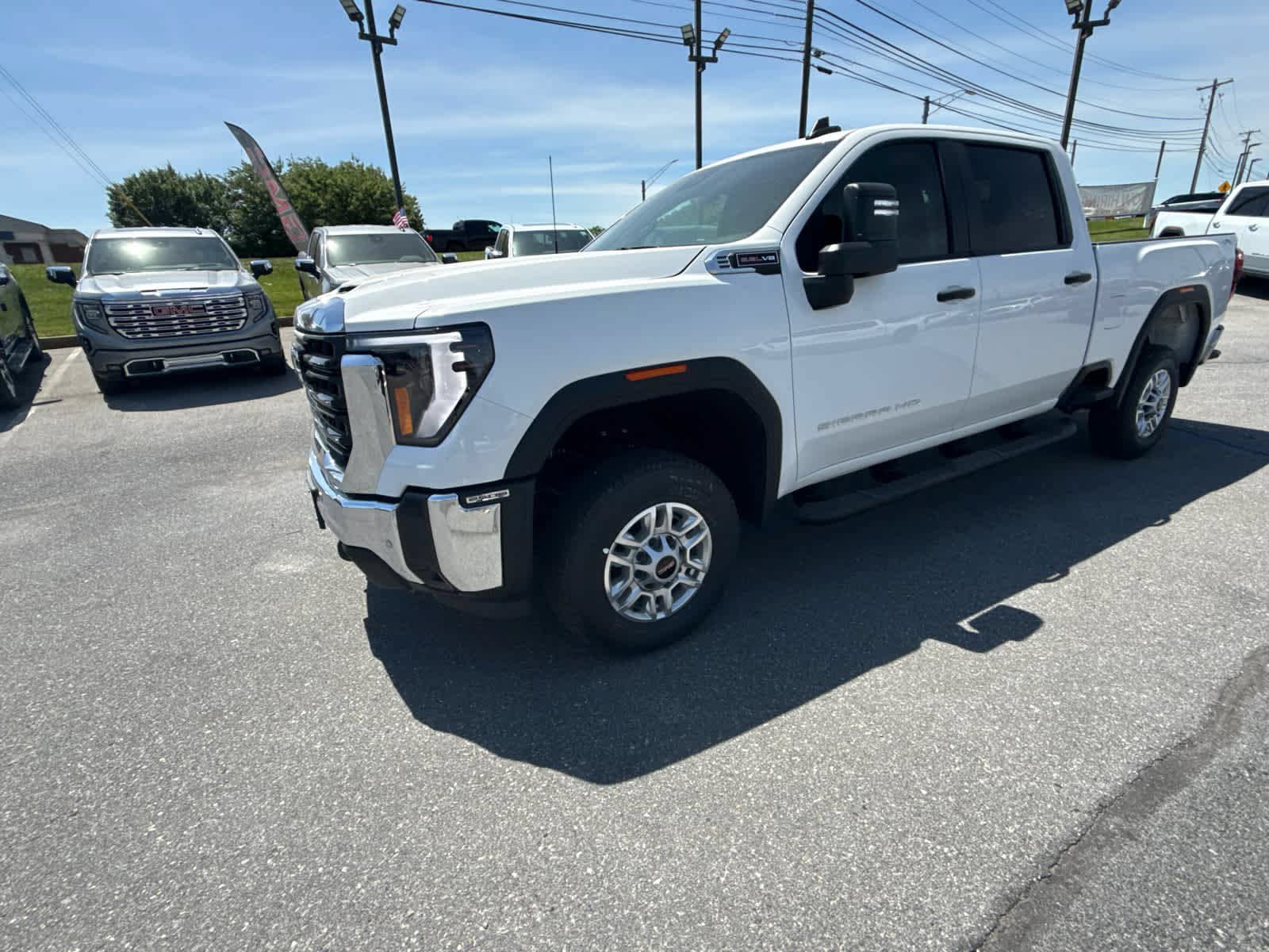 New 2026 GMC Sierra 2500 Pro w/ 1SA Pro Safety Plus Package AWD/4WD video 2