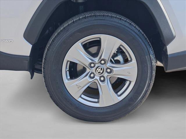 Used 2024 Toyota RAV4 LE image 23