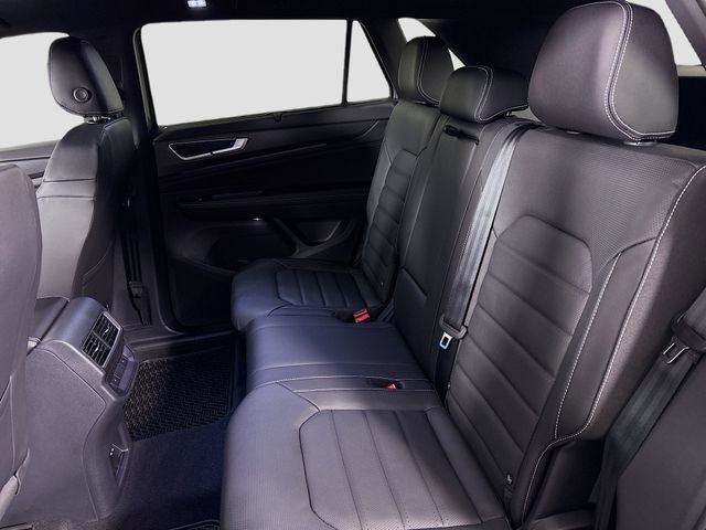 New 2026 Volkswagen Atlas Cross Sport SEL R-Line image 25