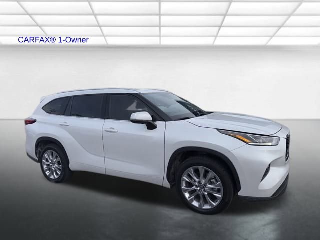 Used 2022 Toyota Highlander Limited