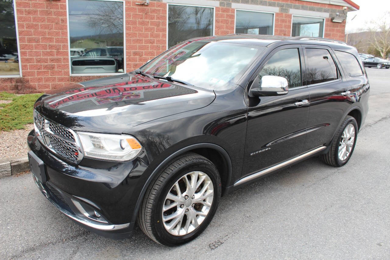 Used 2015 Dodge Durango Citadel w/ Technology Group AWD/4WD image 2