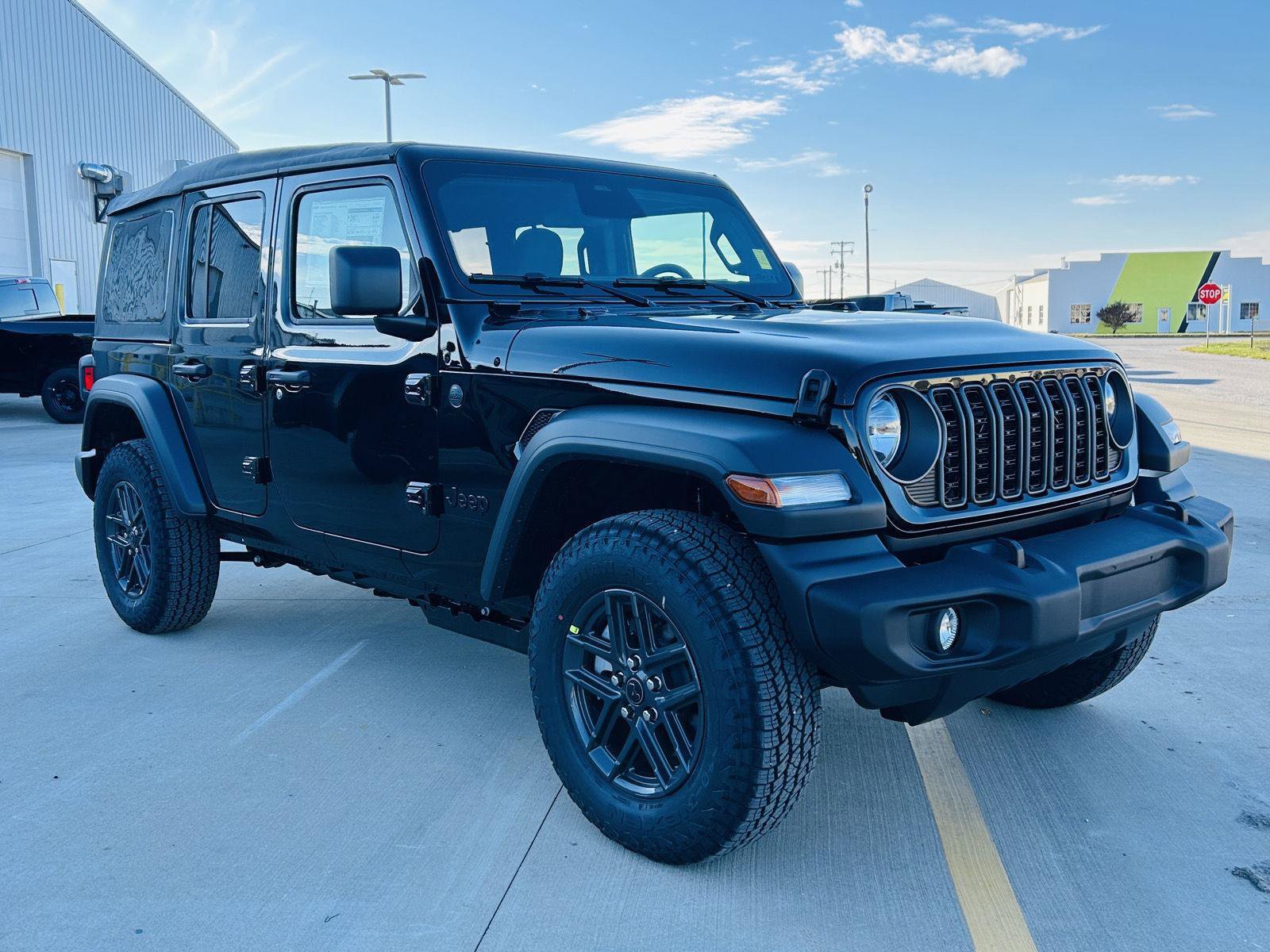 New 2026 Jeep Wrangler Unlimited Sport AWD/4WD video 2