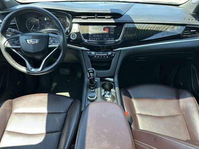 Used 2023 Cadillac XT6 Premium Luxury AWD/4WD image 14