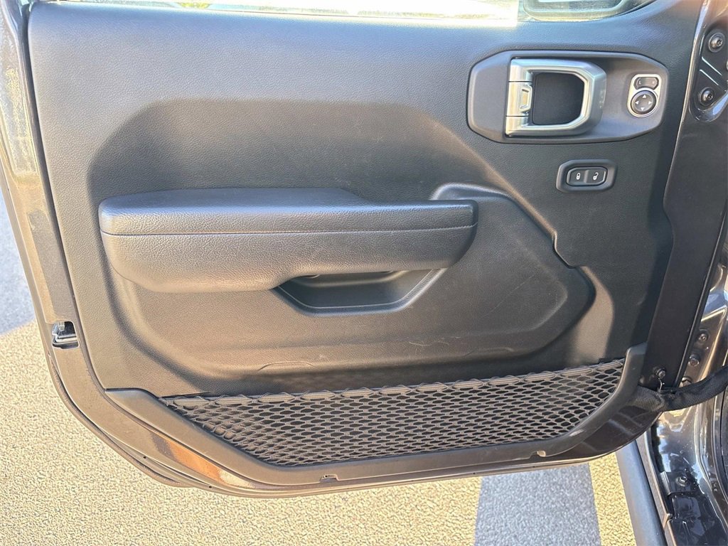 Used 2024 Jeep Wrangler Unlimited Rubicon image 22