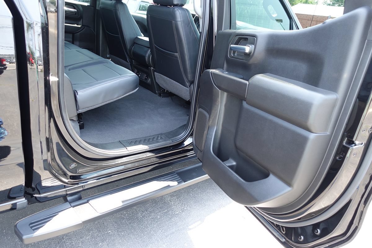 Used 2024 Chevrolet Silverado 1500 Custom AWD/4WD image 28