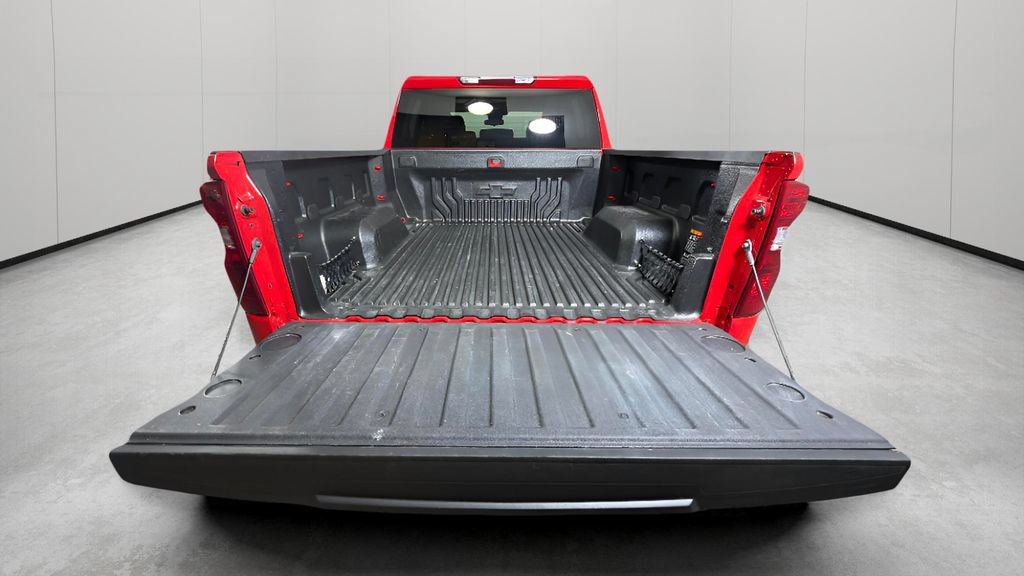 Certified 2025 Chevrolet Silverado 1500 Custom RWD image 29