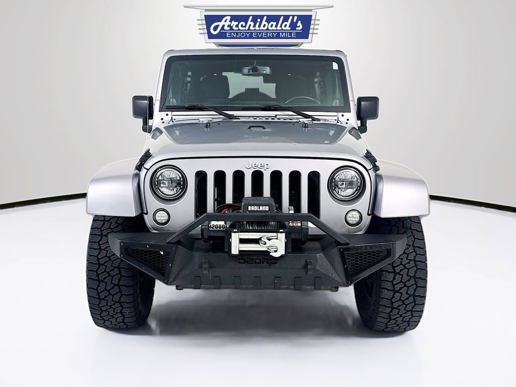 Used 2013 Jeep Wrangler Unlimited Sahara w/ Connectivity Group image 2