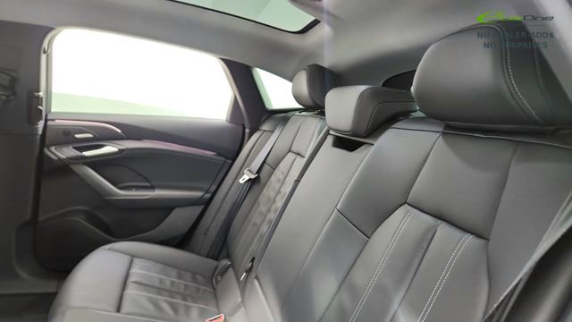 Used 2025 Audi A6 e-tron Premium Plus w/ Premium Plus RWD image 29