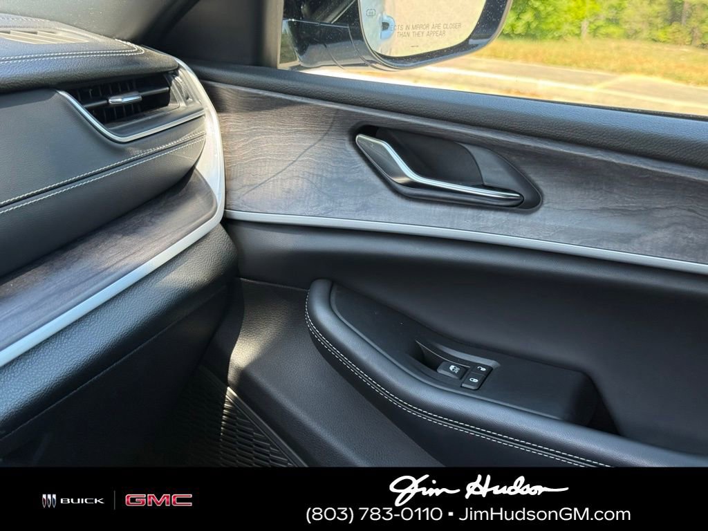 Used 2024 Jeep Grand Cherokee Limited AWD/4WD image 38